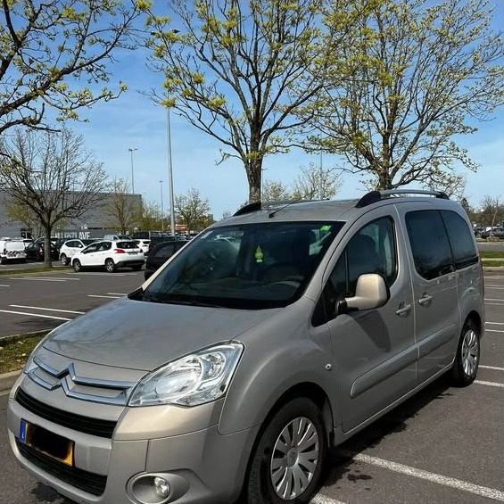 Citroën Berlingo 1.6 e-HDi 90 ch automatique
