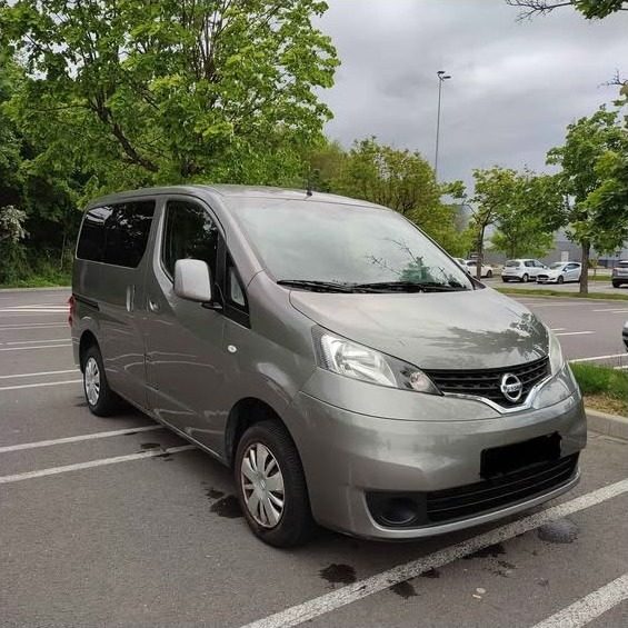 Nissan NV200 2012