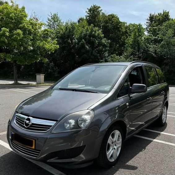 Opel Zafira 2010
